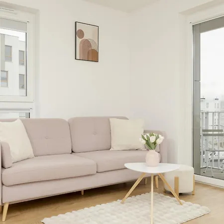 Bright Pastel With Desk For Remote Work, Balcony And Parking By Renters * Gdansk